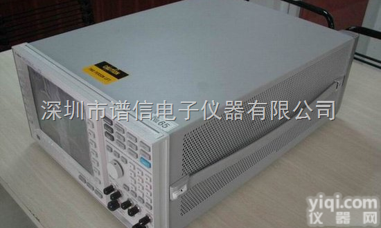 <em>E5515C</em>　<em>E5515C</em>　<em>E5515C</em>