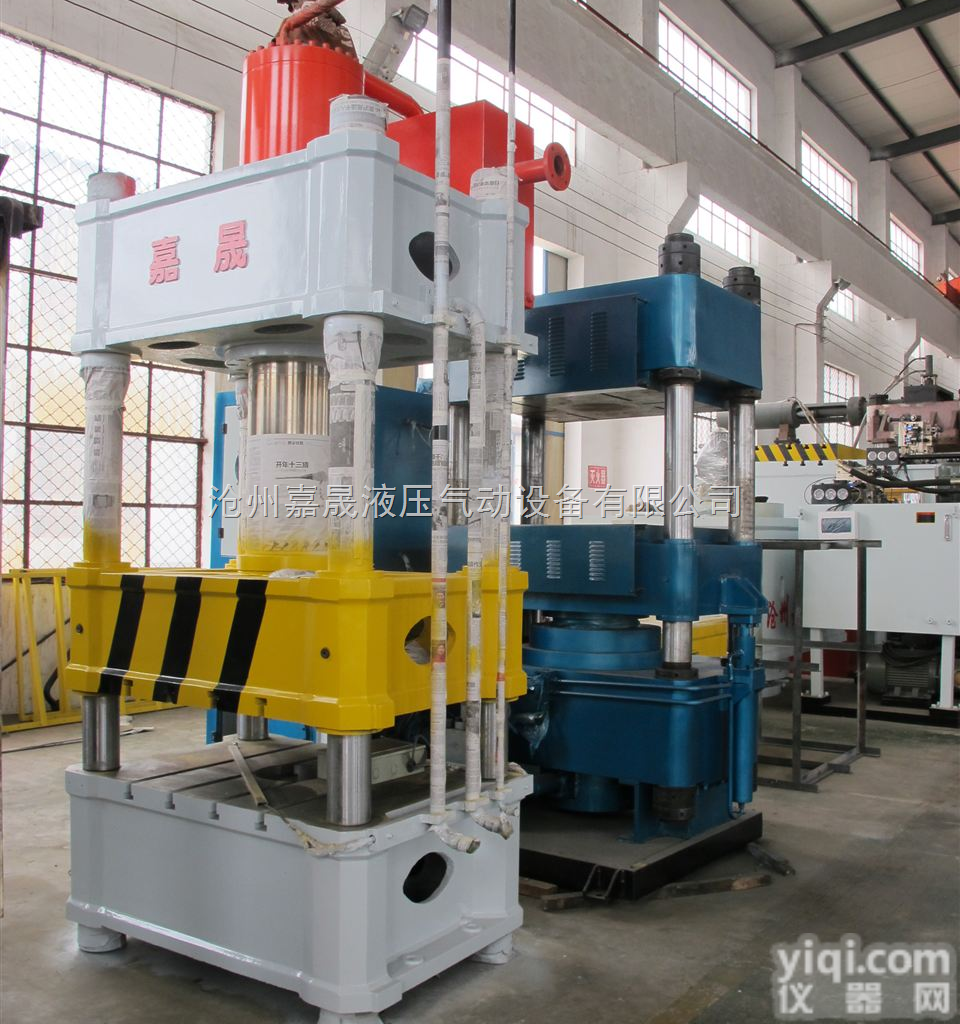 JS  四柱<em>压力机</em>,<em>液压机</em>、<em>压力机</em>