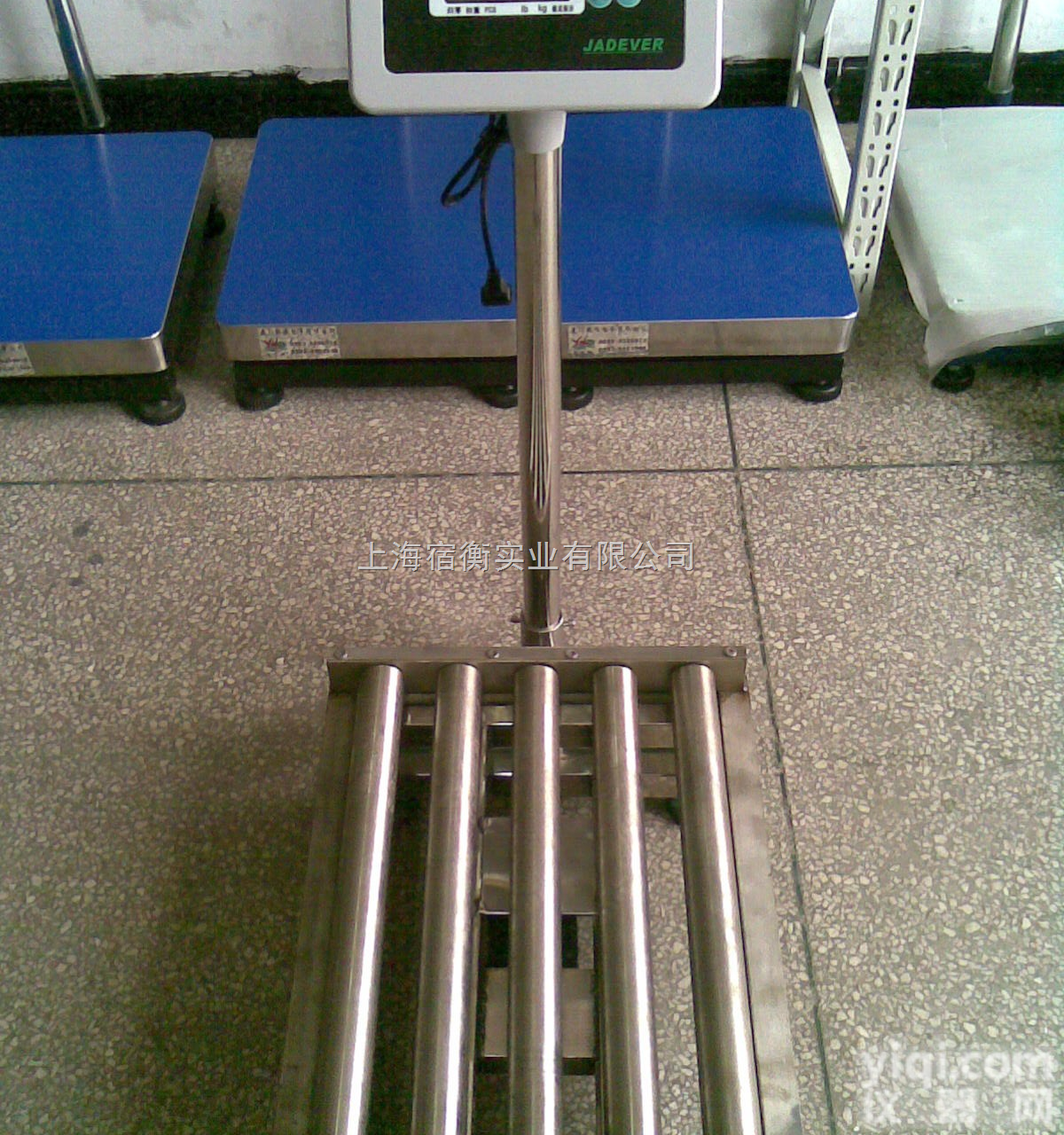 带继电器信号<em>辊筒</em>秤，XK3190-C8+<em>滚轮</em><em>电子</em>称