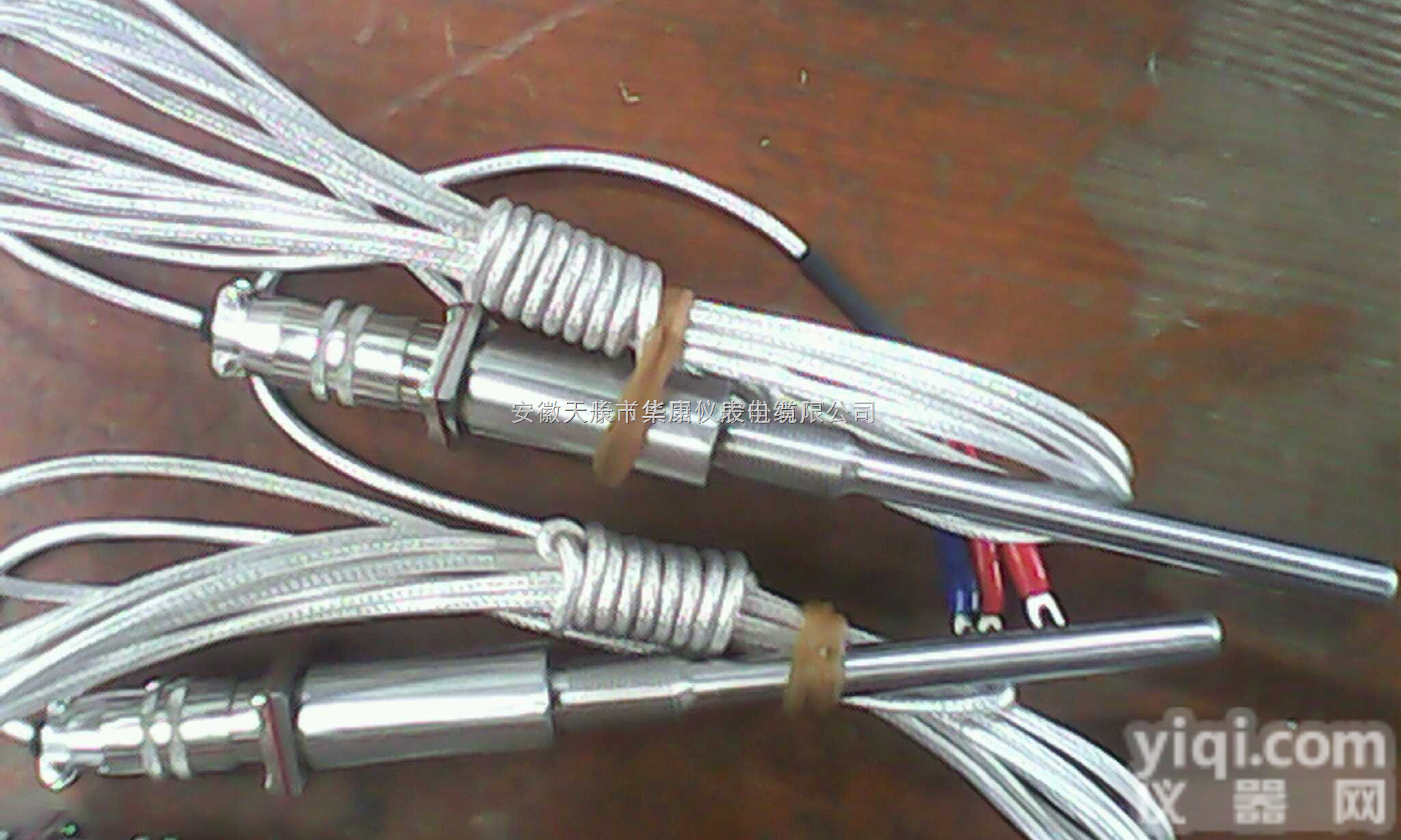 航空<em>插件</em>式铂<em>热电阻</em>  航空<em>插件</em>式铂<em>热电阻</em> Pt100