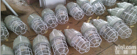 管吊式<em>防爆</em><em>金卤灯</em> BAD61-200<em>防爆</em><em>金卤灯</em>