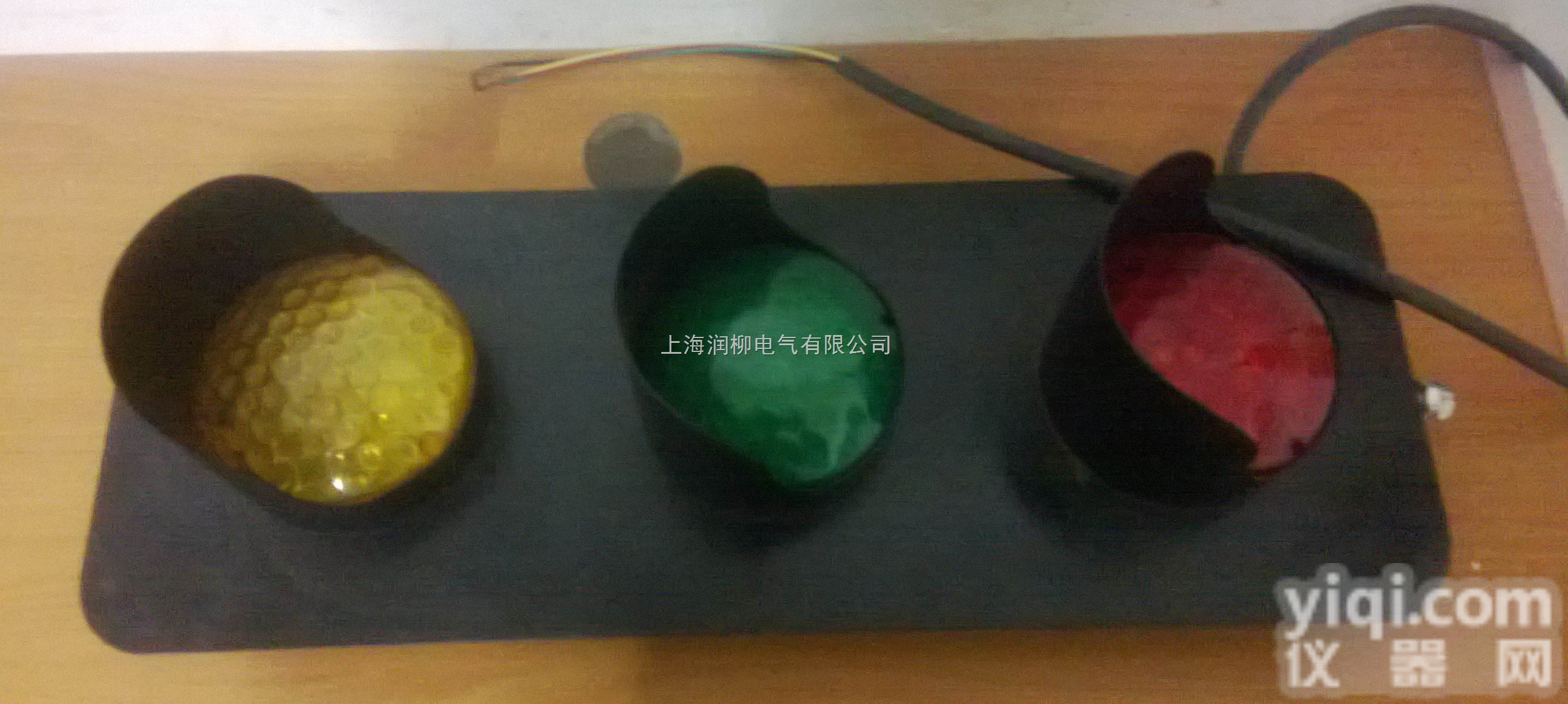 【<em>防雨</em>型】<em>滑触线</em>三相电源<em>指示灯</em>