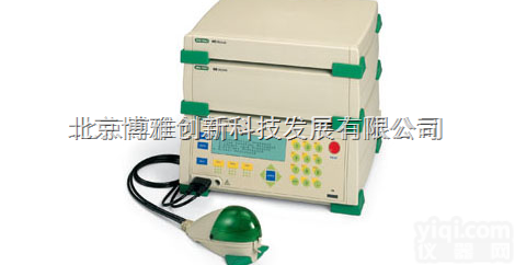 <em>Gene Pulser Xcell™ 电穿孔系统</em>