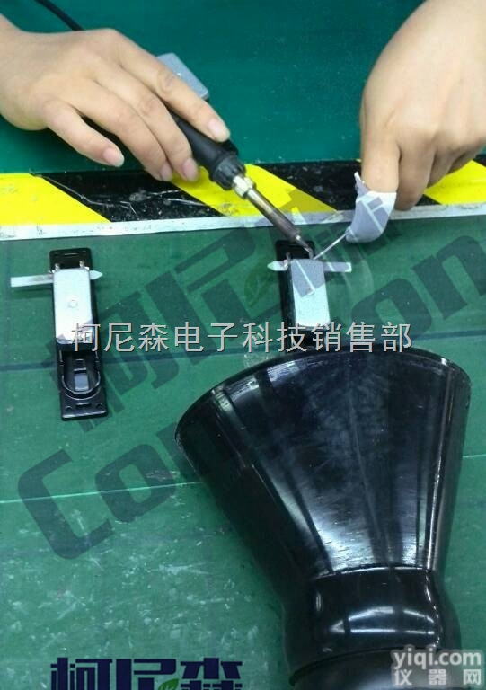 <em>线路板</em>锡焊烟雾抽烟机设备 <em>焊接</em>烟雾排烟器