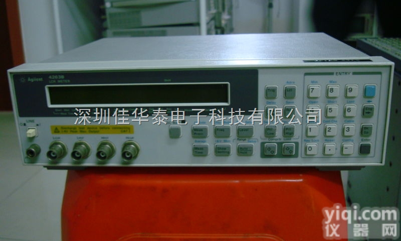 4263B  <em>HP4263B</em>