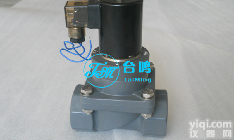 常开型<em>CPVC电磁阀</em> 内螺纹<em>CPVC电磁阀</em>