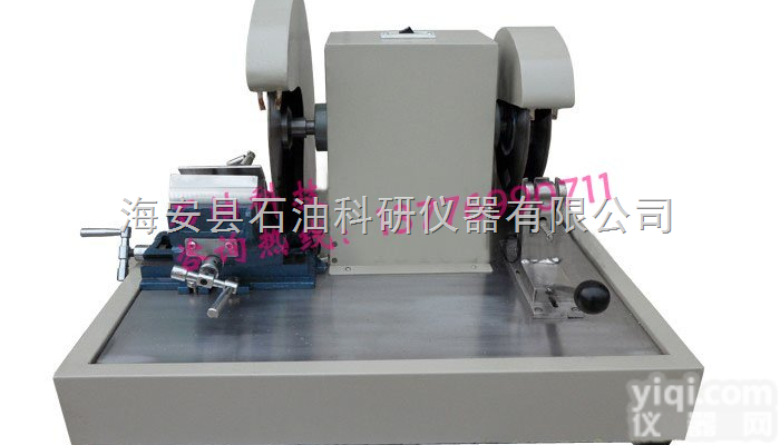 BH-3型<em>岩心</em>（油、水）抽空<em>加压</em><em>饱和</em>实验装置