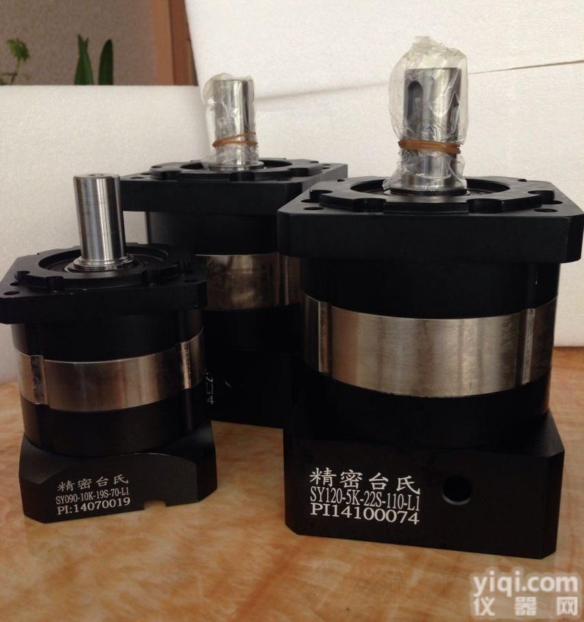 180法兰<em>减速机</em>  <em>台湾</em>行星<em>减速机</em>配松下安川3KW<em>伺服电机</em> 行星<em>减速机</em>180法兰<em>减速机</em> 正...