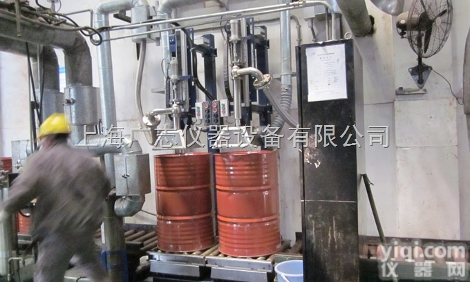 化工<em>液体</em>称重<em>灌装机</em>哪家强？200L<em>液体</em><em>灌装机</em>防爆<em>灌装机</em>专业供应