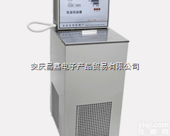 低温<em>恒温槽</em>、－10～100℃、－20～100℃、<em>分辨率</em>0.01℃、工作...