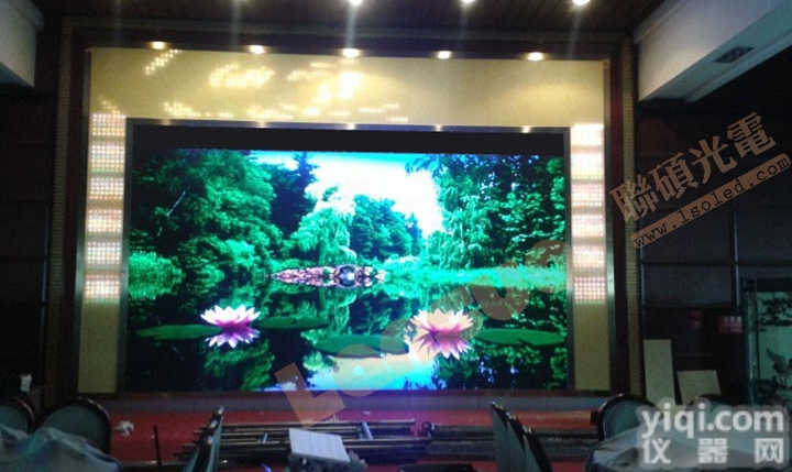 10<em>平方</em>米会议室P2.5P3全彩led<em>显示屏</em><em>哪个</em>型号好价格