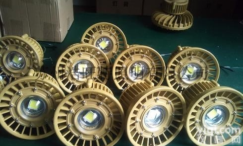 HBND-A801-I  36V低压<em>防爆</em>灯-<em>油田</em>专用36V<em>防爆</em>灯厂家-36V<em>油田</em>30Wled<em>防爆</em>...