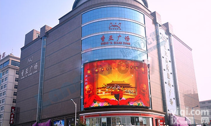 孝感户外<em>立柱</em>led<em>显示屏</em> 包钢架P10全彩屏价格