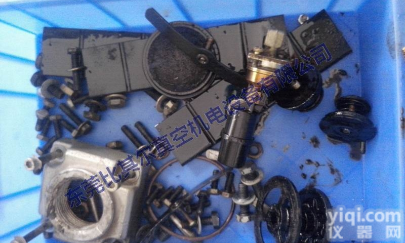 SV750BF  高明进口莱宝SV750BF<em>真空泵</em>维修（<em>排气</em>口喷油）