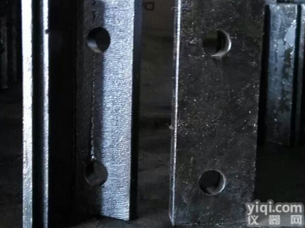 供应万能<em>试验机</em>配件<em>钳口</em><em>压板</em>