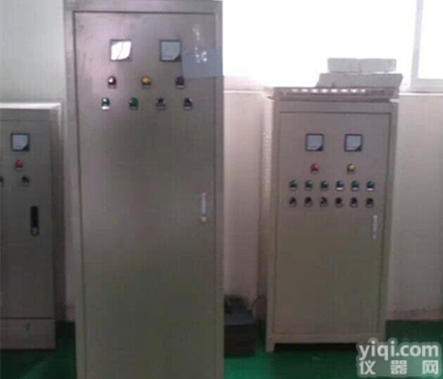 YZF-30/2  厂家<em>专业生产</em>美丰粤华YZF变频<em>控制柜</em>