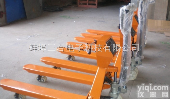 <em>太原</em><em>叉车</em>秤厂家/1吨2吨碳钢<em>叉车</em>秤<em>价格</em>