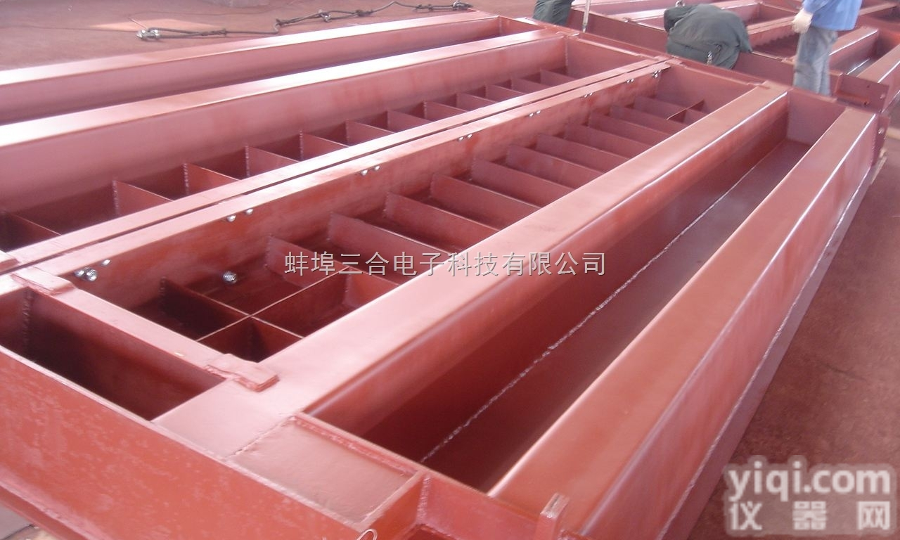 <em>青岛</em><em>汽车衡</em>厂家/80T出口式<em>汽车衡</em>（120吨电子<em>地磅</em>）