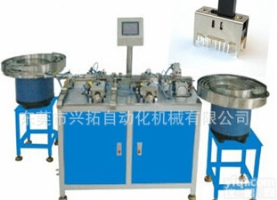 XT  东莞<em>自动</em>机<em>厂家</em>现货推出开关插头<em>自动</em>装配机