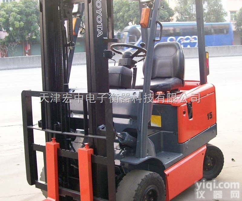 YCS  天津2吨电动叉车<em>改装</em>成<em>称重</em>系统