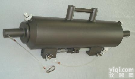 <em>卡盖式采水器</em>  <em>卡盖式采水器</em>