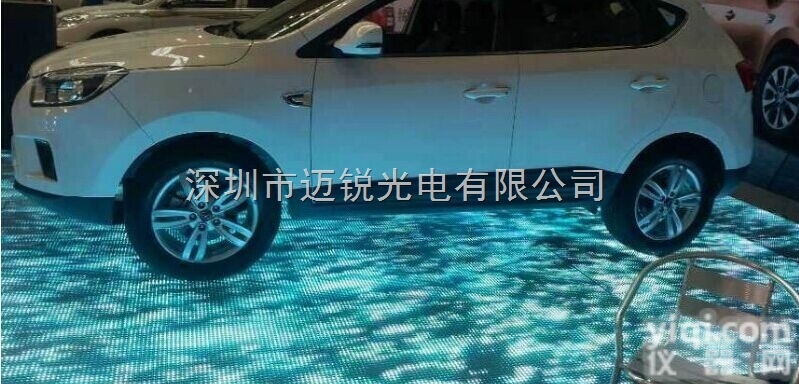 P3.91/P4.81  <em>互动</em>LED<em>地砖</em>屏价格一平方多少