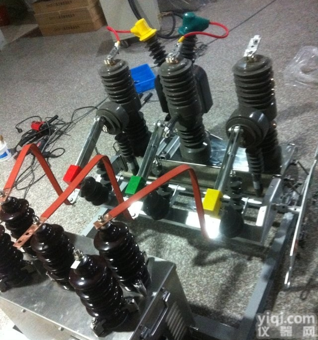 温州皖开电力<em>智能</em>真空<em>断路器</em>量大从优<em>智能</em><em>断路器</em>ZW32-12FG/630...