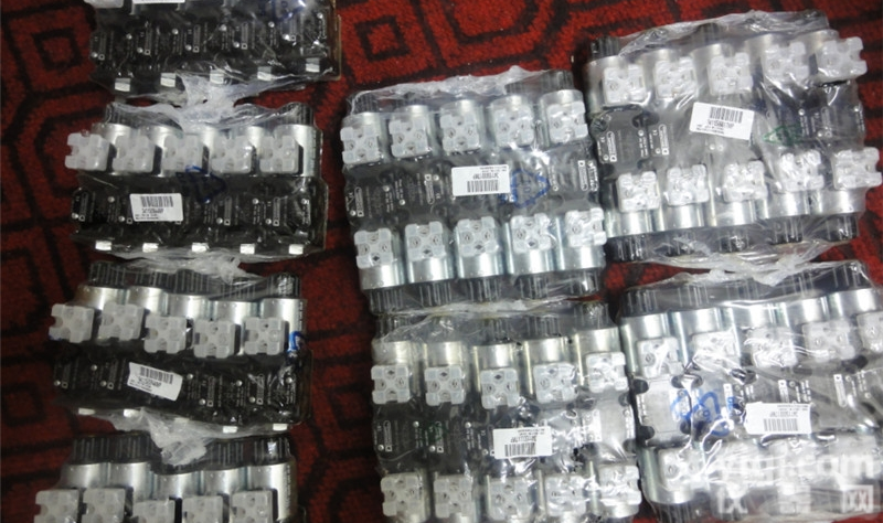 DS3-S1/10N-D24K1  <em>迪普</em>马DUPLOMATIC<em>液压泵</em> <em>液压阀</em>见备货系列