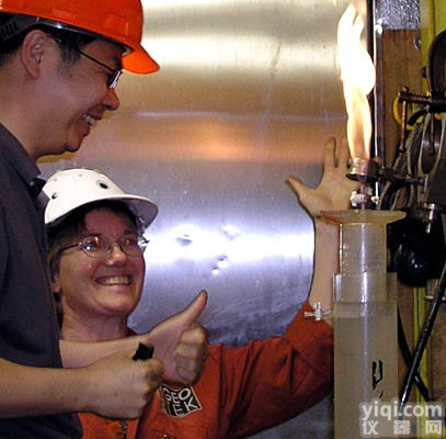 岩土工程力学试验  海洋天然气水合物<em>动力学</em>三轴模拟试验系统