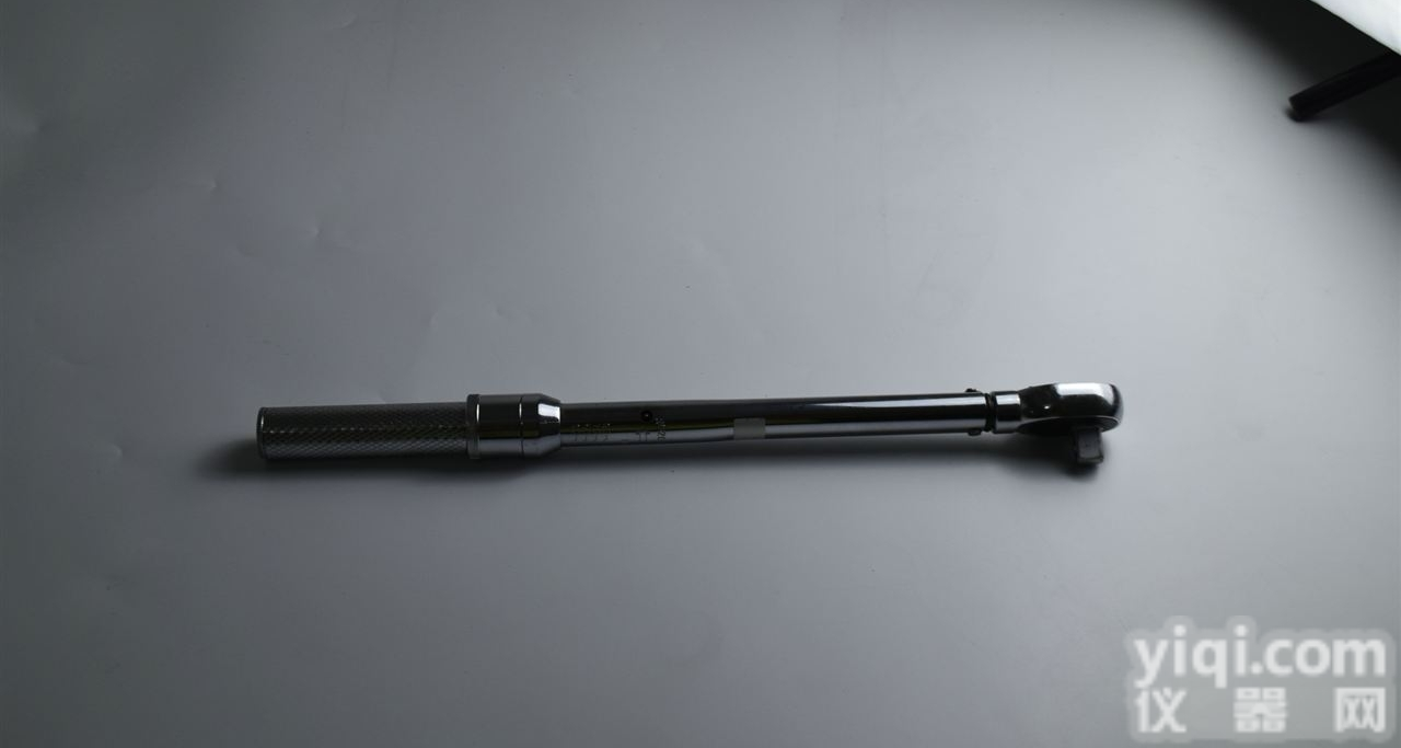 <em>打滑</em>式<em>预置</em>式扭力扳手