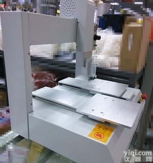 ARW-400TT  <em>苏州</em>三<em>轴式</em>双平台全自动<em>点胶机</em>