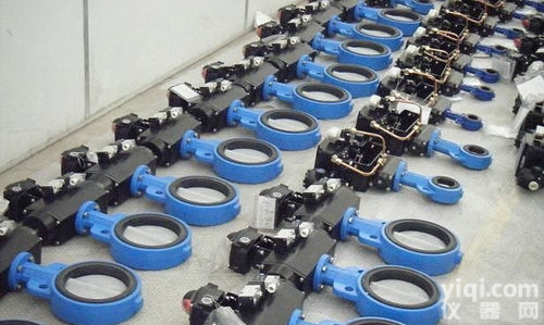 气动对夹式蝶阀，D671H-16C<em>气动对夹式硬密封蝶阀</em>