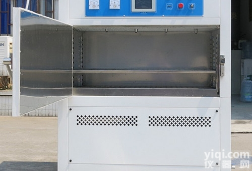 紫外线喷水<em>试验箱</em> <em>光照</em>试验的<em>试验箱</em> 紫外耐气候<em>试验箱</em>