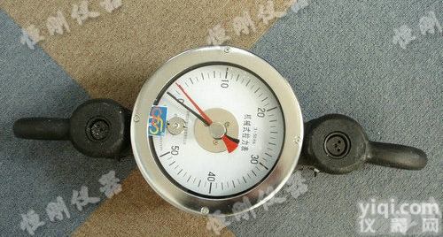 <em>修井</em>专用机械式<em>测力计</em>