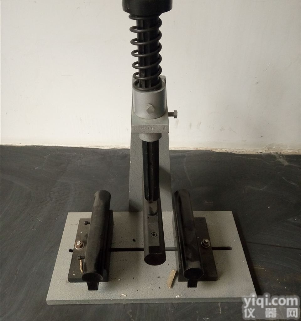 LMZ-2  <em>混凝土</em>路置缘石抗折<em>装置</em>