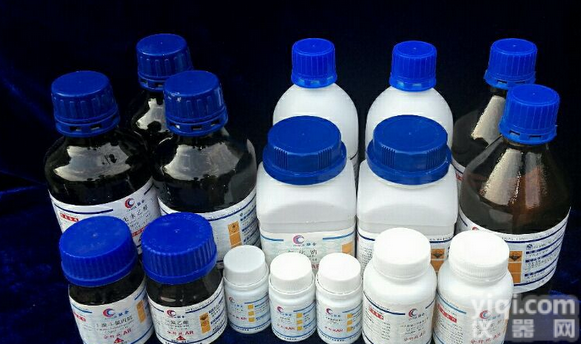 1000ml  0.1M<em>草酸钠</em>标准<em>滴定</em><em>溶液</em>