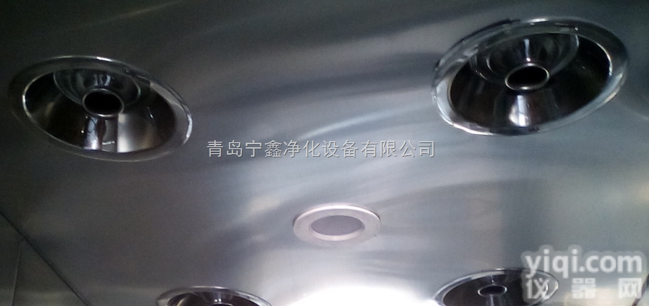 <em>超净</em><em>风淋室</em>