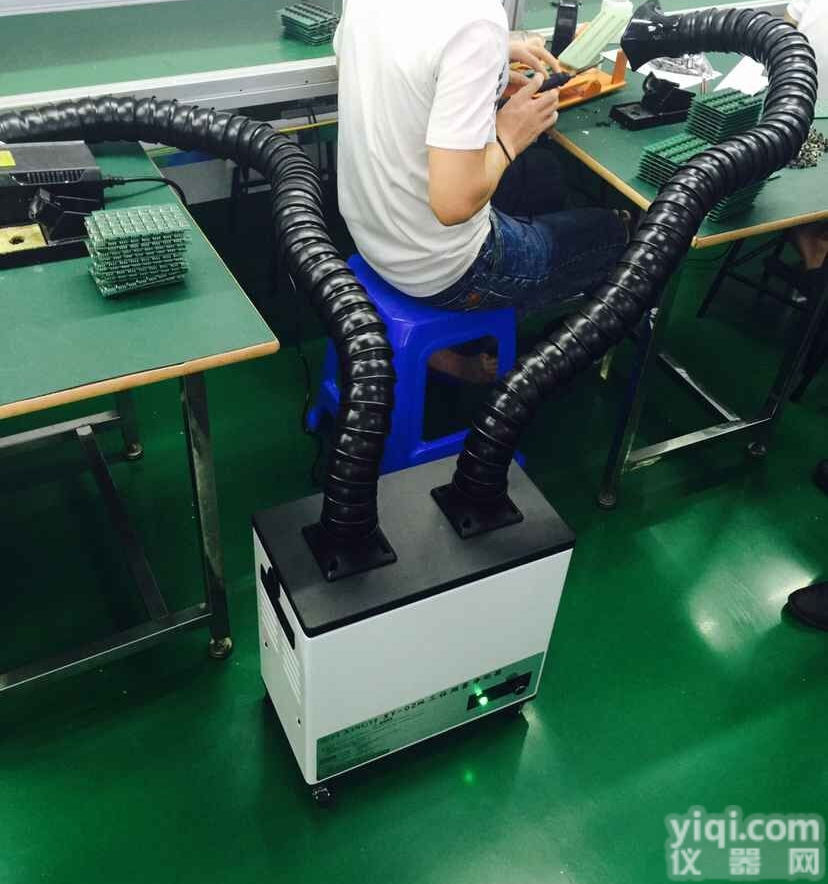 电烙铁焊锡<em>烟尘</em>废气<em>排烟机</em>