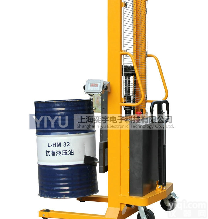 提升装卸<em>油桶</em>的<em>堆高</em>车
