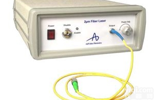 AP-CW  2<em>微米</em>连续<em>光纤</em><em>激光器</em>