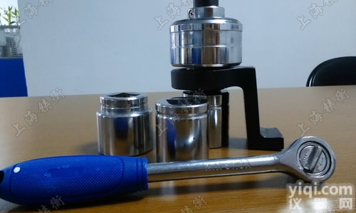 大<em>扭矩</em>加力扳手  8000N.m大<em>扭矩</em>加力扳手<em>汽车</em>螺母装卸专用