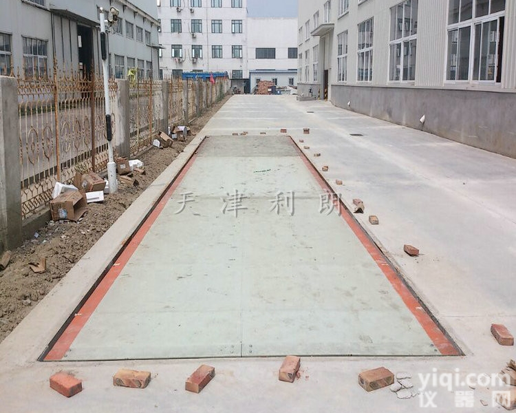 SCS-80T  <em>邯郸市</em>供应80吨汽车过磅秤 3乘以16米<em>地磅</em>安装价格