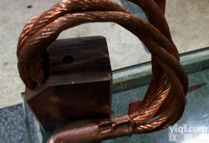 碳刷<em>J201</em><em>规格</em>16*40*<em>50</em>