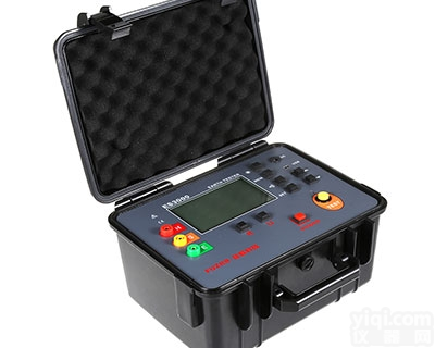 <em>ES3000  数字式接地电阻测试仪（多功能型）</em>