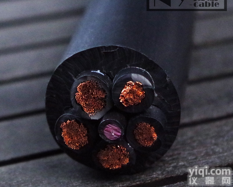 DRAG300  耐刻痕<em>柔性</em><em>电缆</em> 防<em>油污</em>拖链<em>电缆</em>