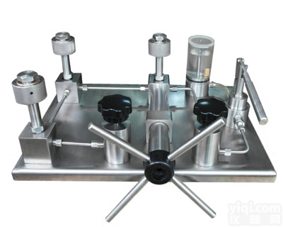 台式高<em>密封性</em>高压<em>液体</em>压力源XY-2003