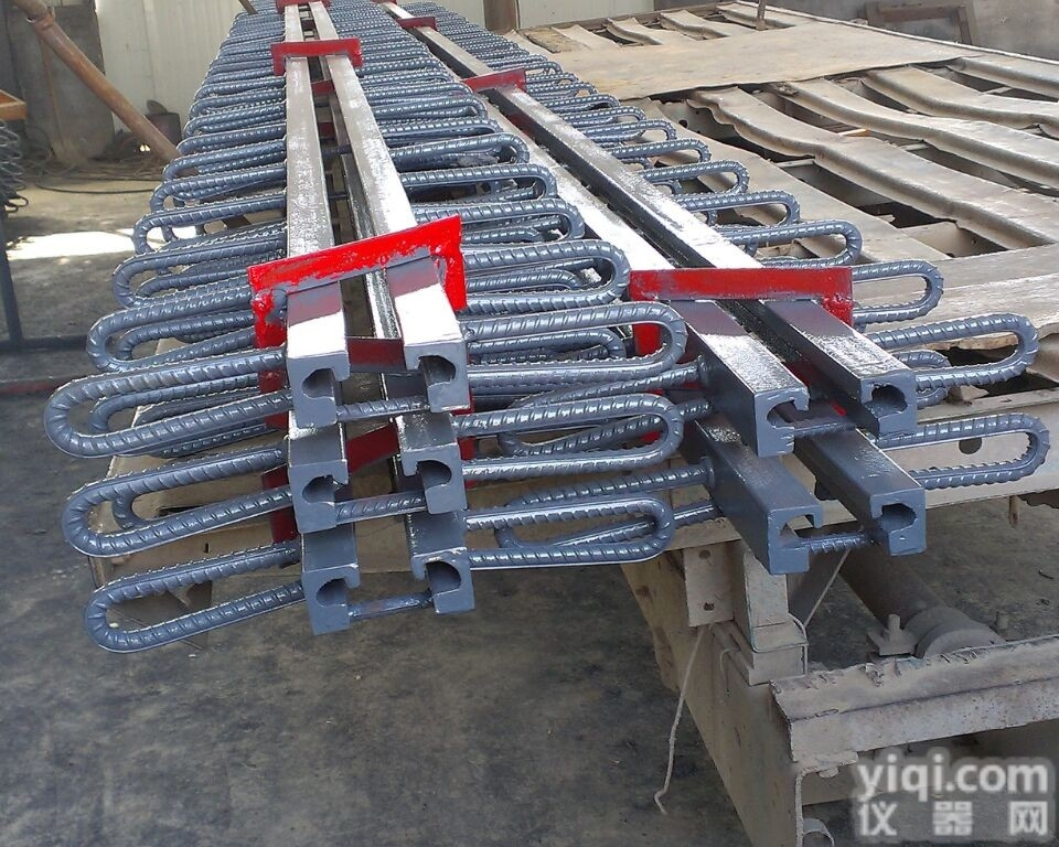 11  sf梳型钢板<em>伸缩缝</em>|伸缩连接板|梳型钢板<em>伸缩缝</em><em>价格</em>