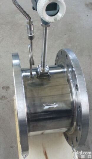 温度<em>压力补偿</em>型<em>涡街</em><em>流量计</em>厂家直销