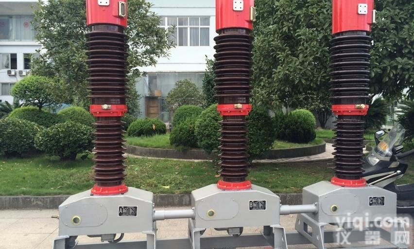 SW2-66  SW2-66型<em>朝鲜</em>专用<em>少油</em>断路器