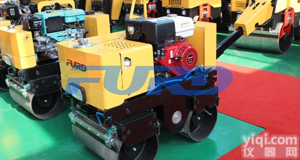 <em>手扶</em>双钢轮<em>压路机</em>  <em>手扶</em>双钢轮<em>压路机</em>